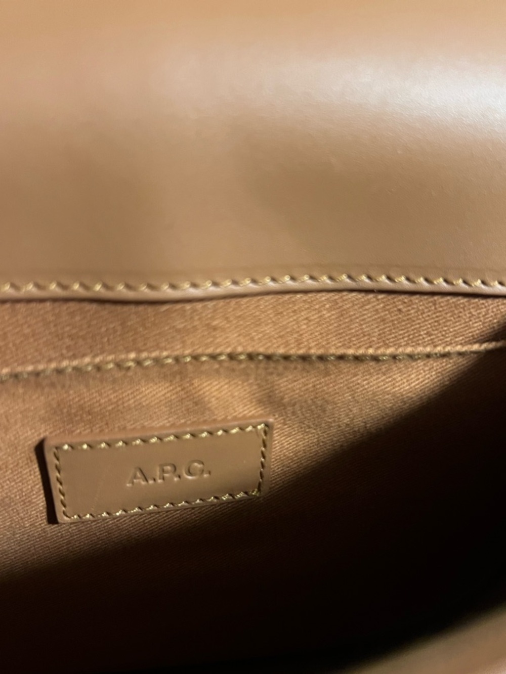 APC Sac Betty brown leather shoulder bag - Picture 8 of 8
